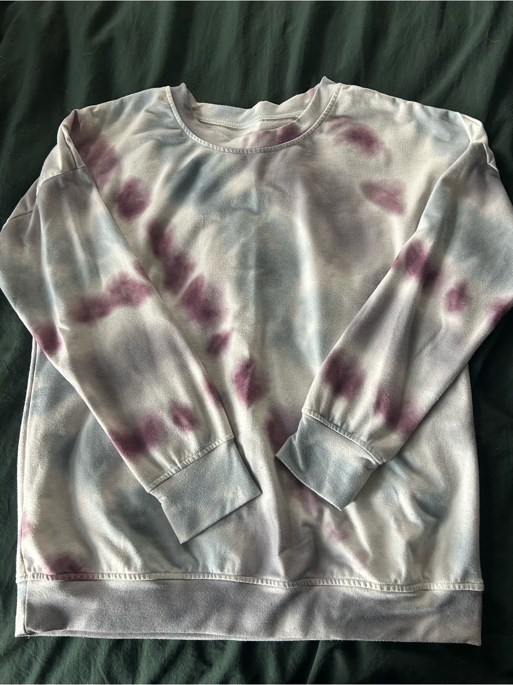 Tie-Dye Crewneck Sweatshirt in Lavender Wash - Unbranded